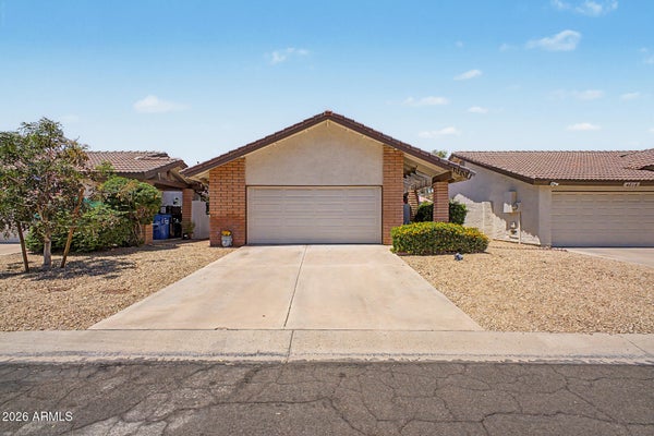 4810 E KOSO CT, PHOENIX, AZ 85044 - Image 77f2b9865e8fa9c5b01f2292fae03243/270587182