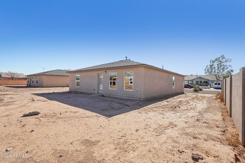 A home in Arizona City