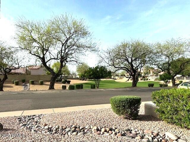 4446 E WOODRIDGE Drive