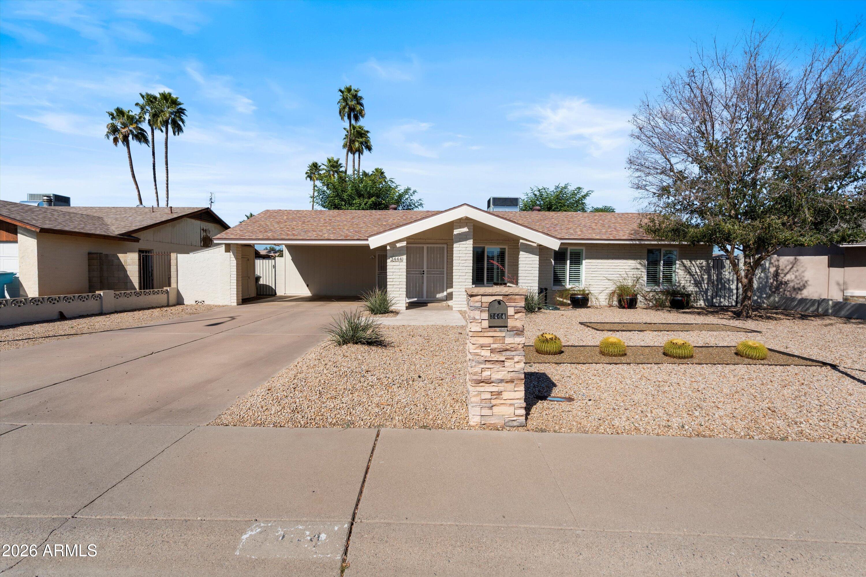 3444 E WINDROSE Drive