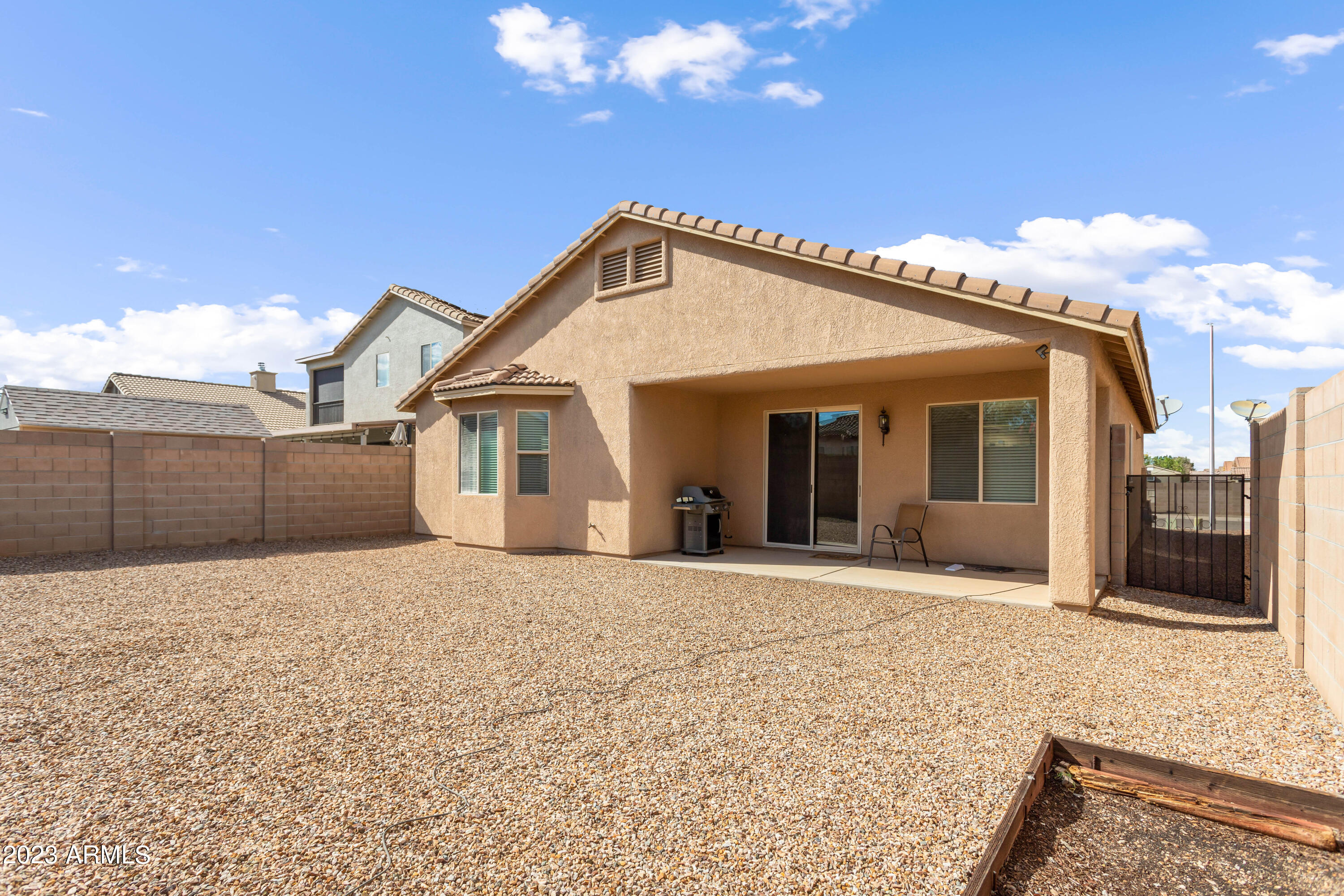 CAMPSTONE - Residential