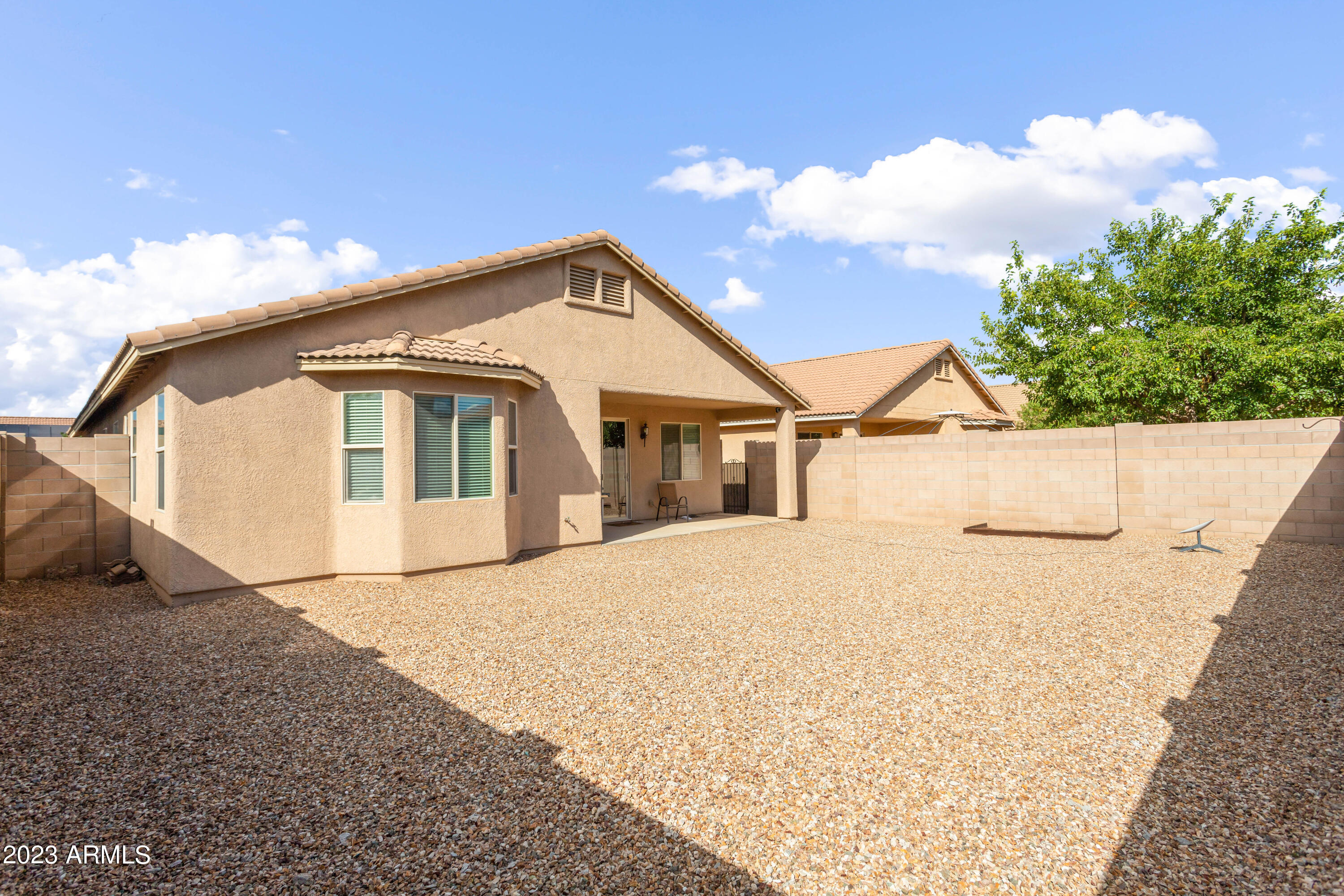 CAMPSTONE - Residential
