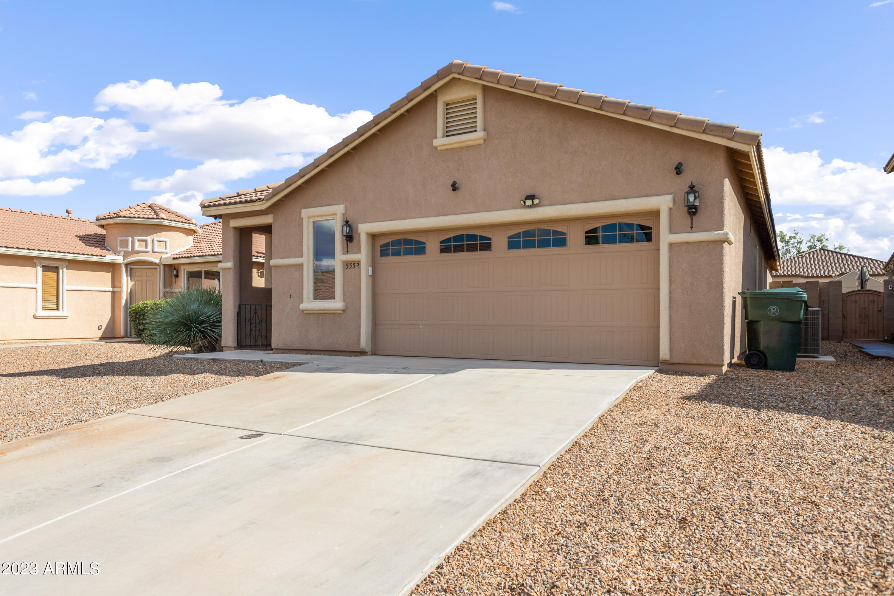 CAMPSTONE - Residential