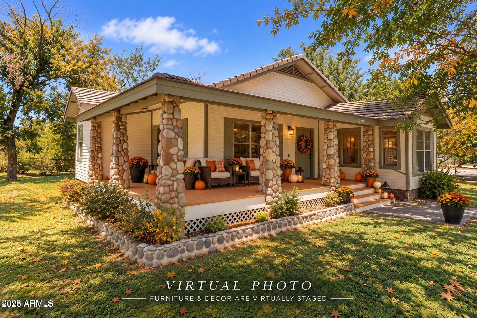 2720 W HARVEST GROVES Lane