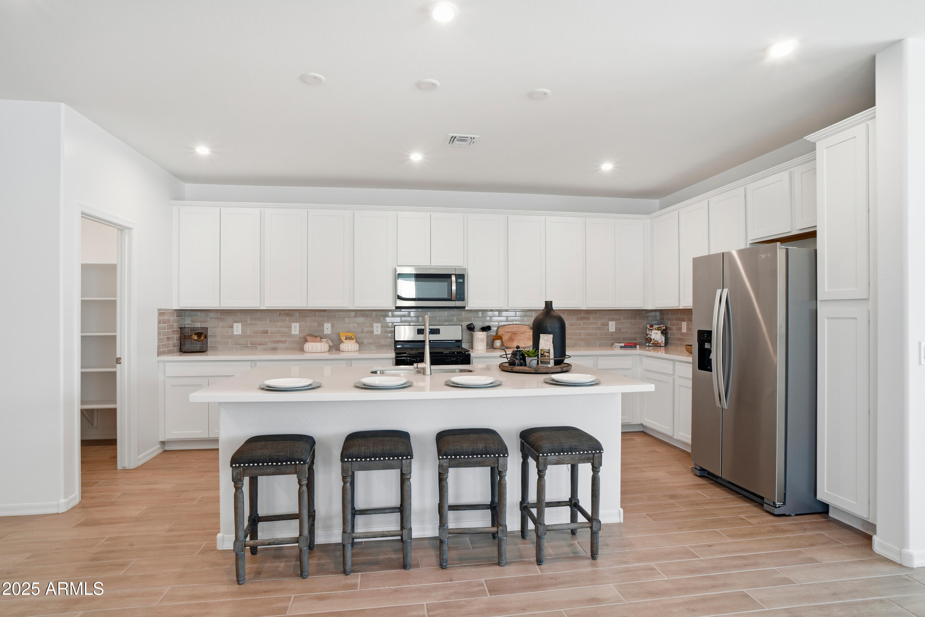 19311 W Valle Vista Way