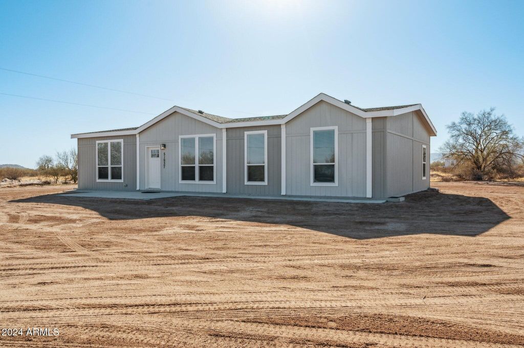 Photo of 51937 W Wildwood Road, Maricopa, AZ 85139 (MLS # 6931928)