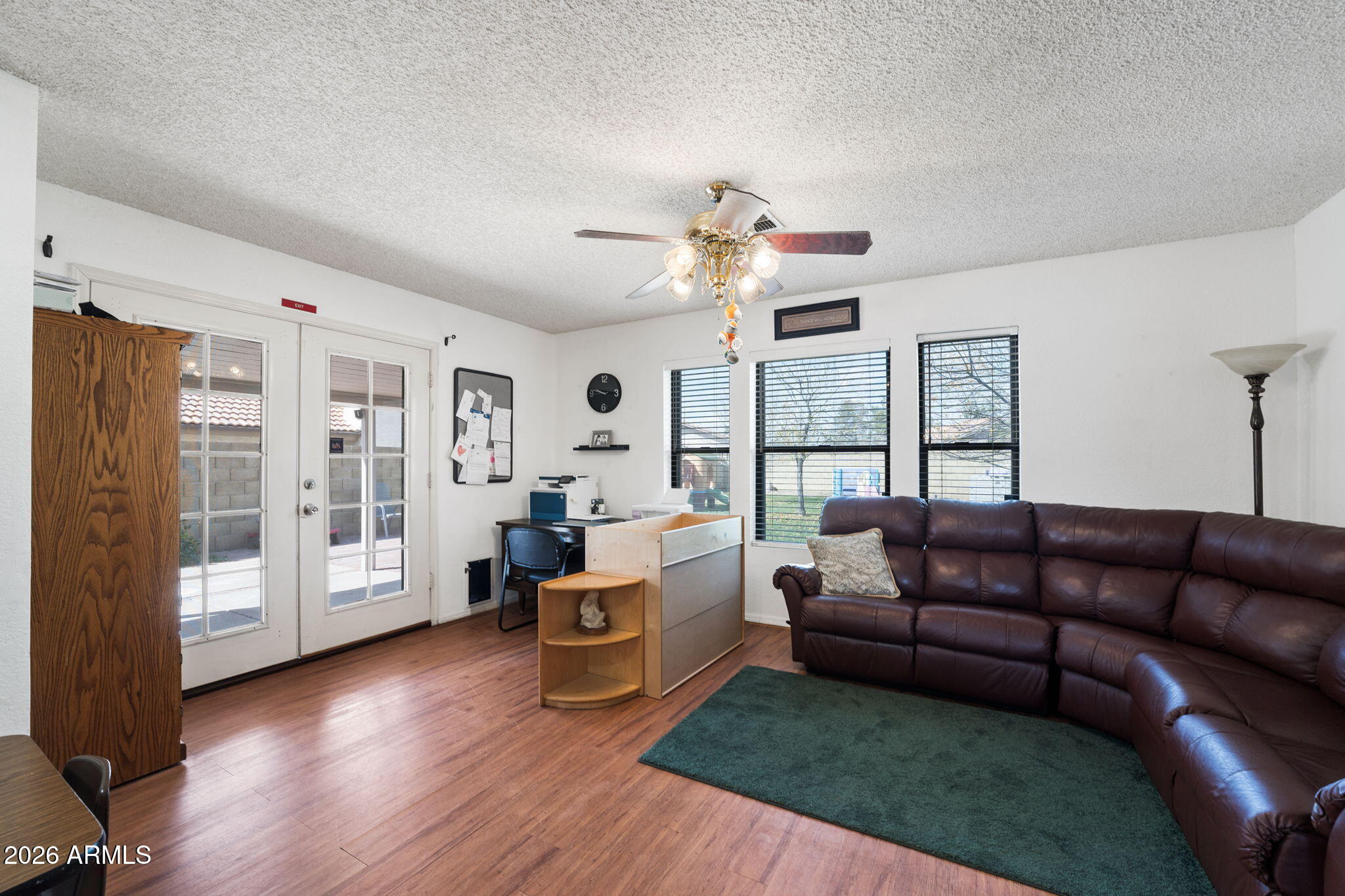 5424 E EMERALD Avenue