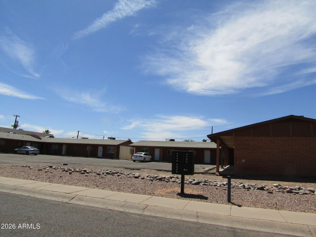 Photo of 415 W 10th Street, Casa Grande, AZ 85122 (MLS # 7017183)