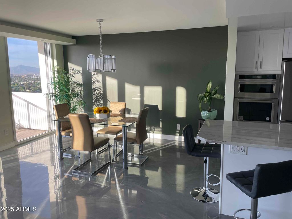 Photo of 2323 N Central Avenue #1802, Phoenix, AZ 85004 (MLS # 6907689)