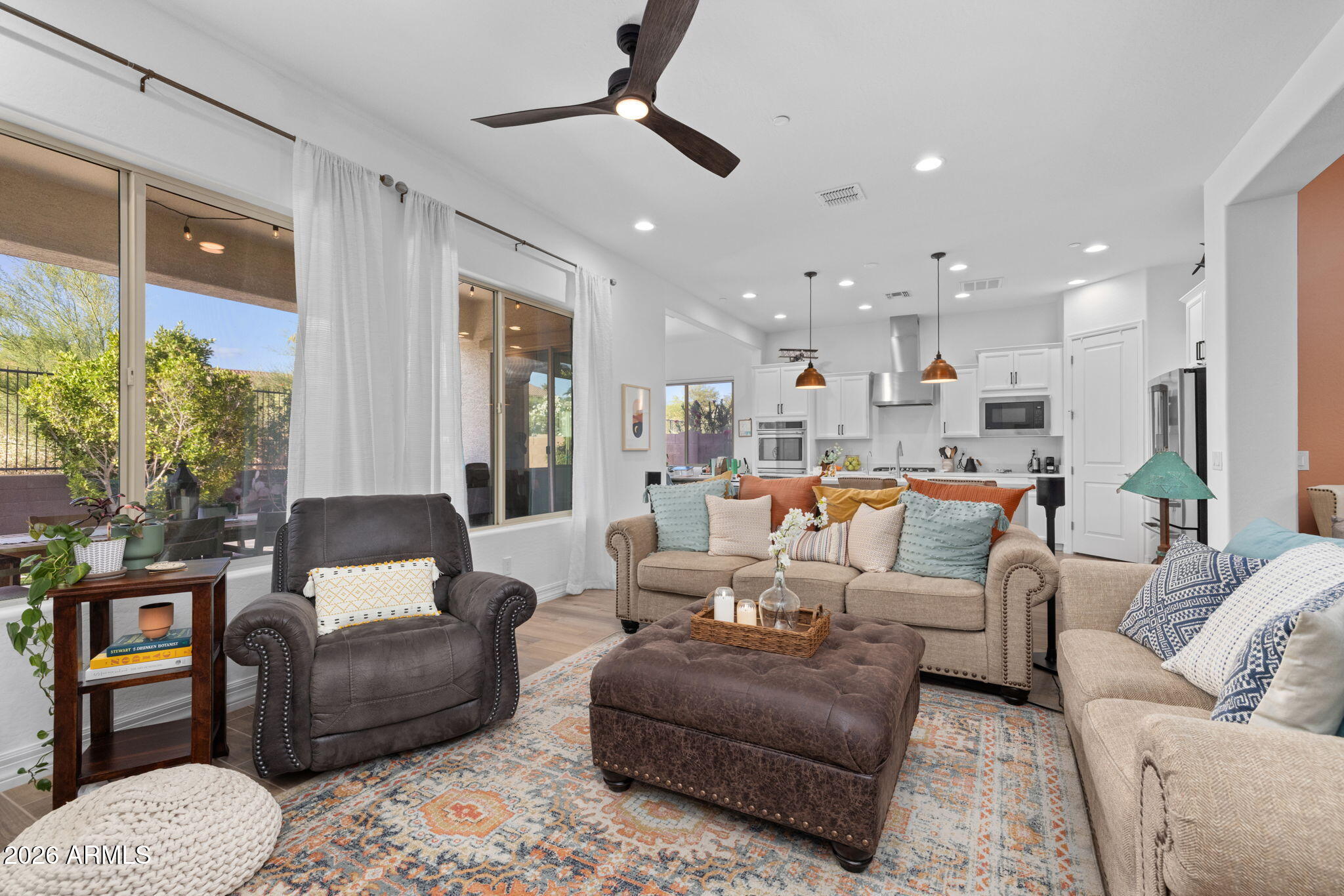 21138 W EDGEMONT Avenue