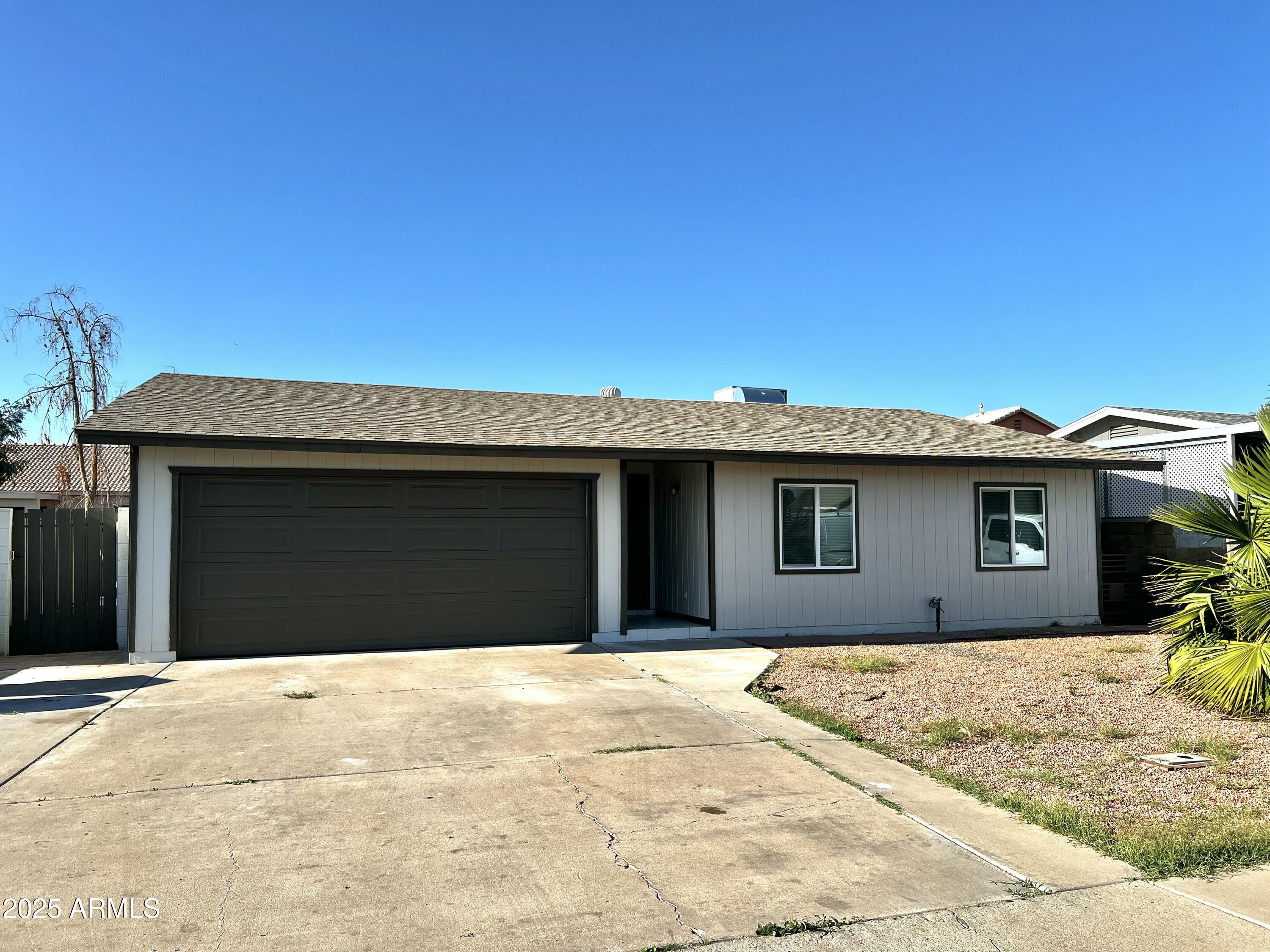 344 E JACARANDA Street