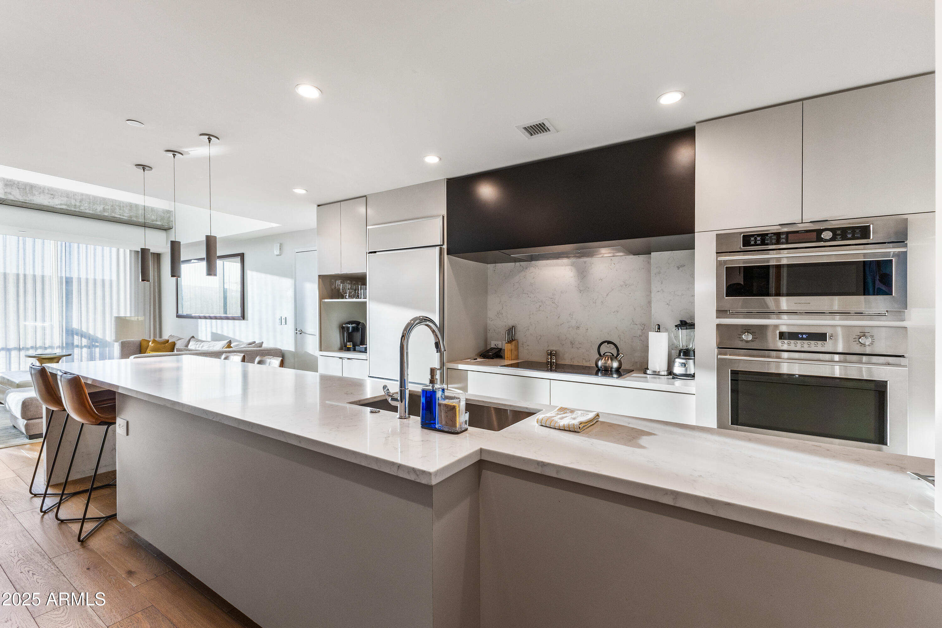 5455 E LINCOLN Drive 3009