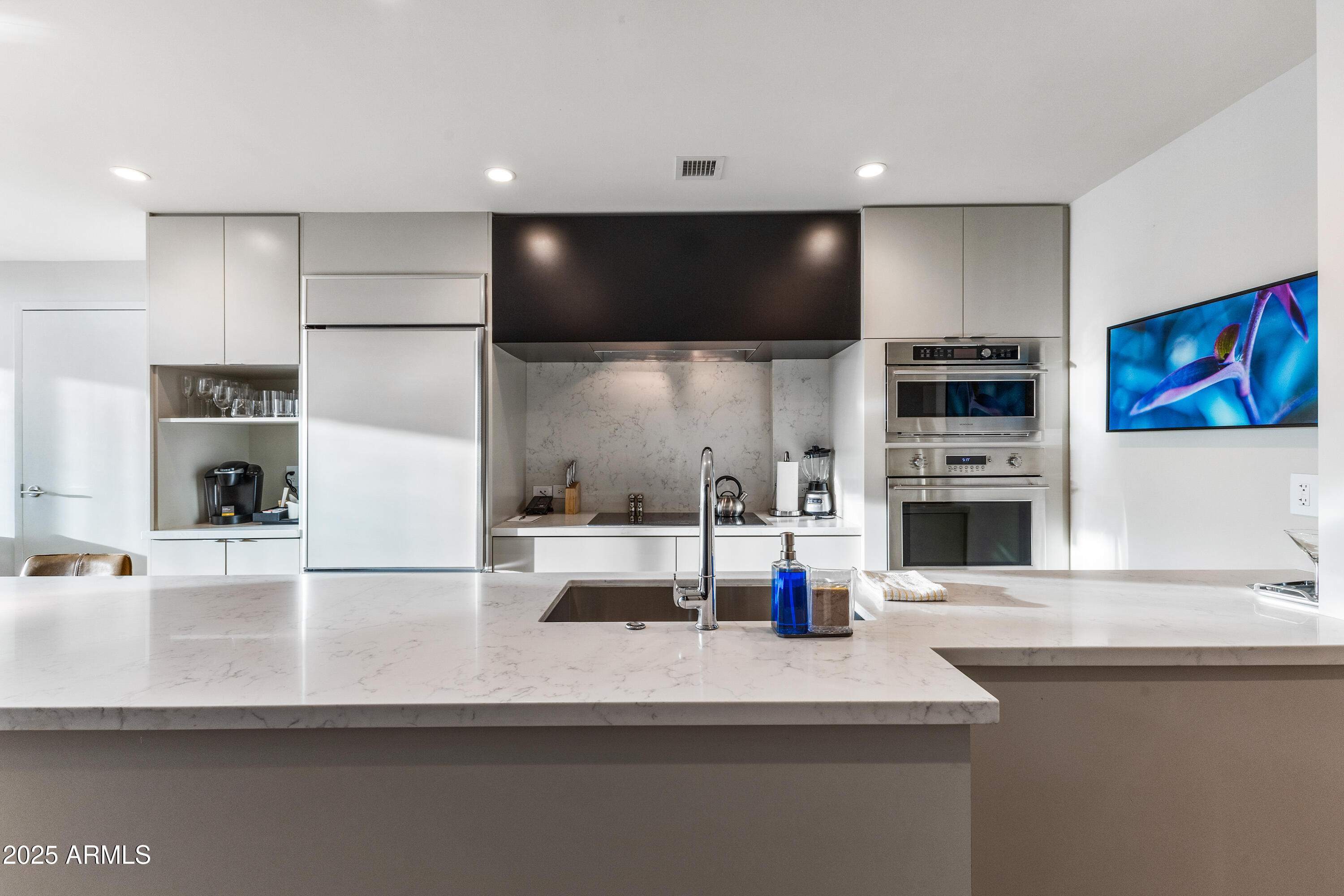 5455 E LINCOLN Drive 3009