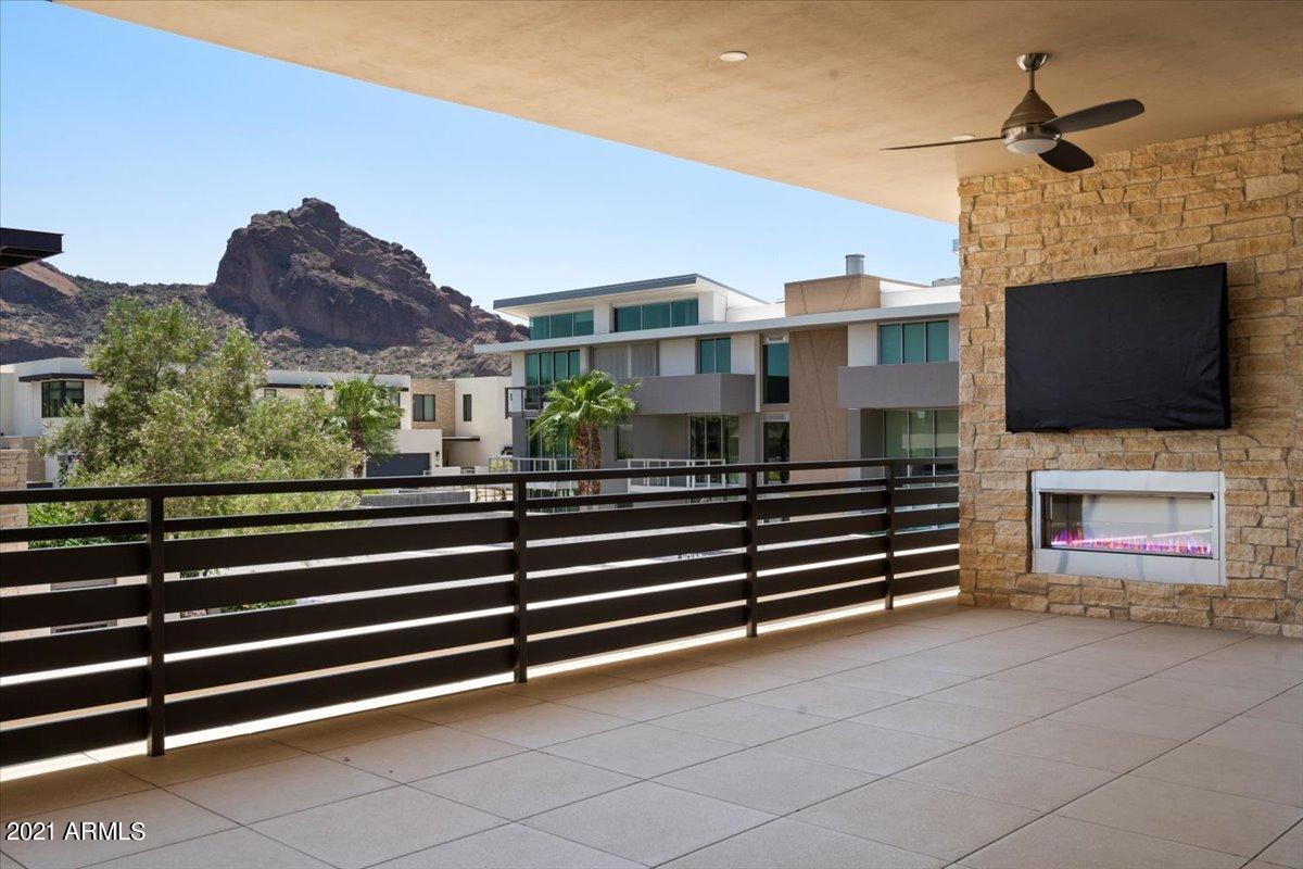 VILLAS AT MOUNTAIN SHADOWS 2 CONDOMINIUMS 2
mountain shadow - Residential