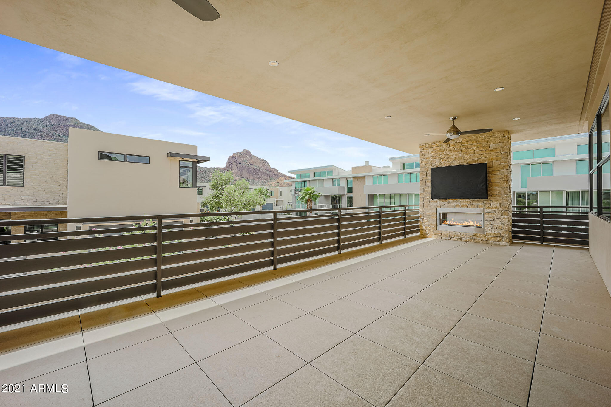 VILLAS AT MOUNTAIN SHADOWS 2 CONDOMINIUMS 2
mountain shadow - Residential