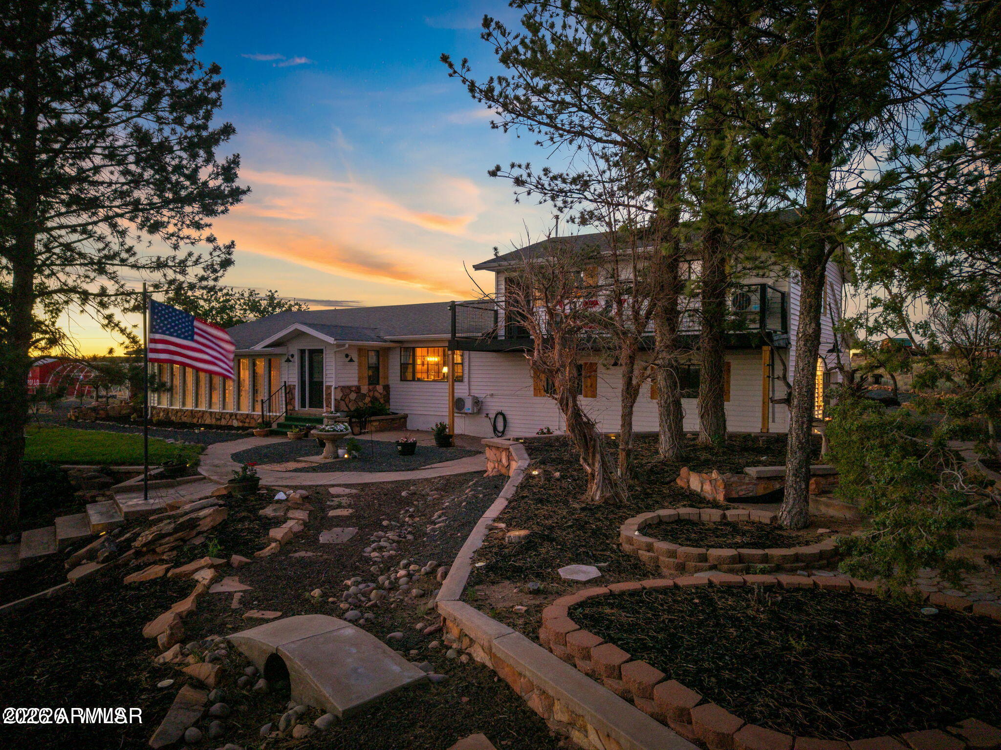 1810 EAGER Avenue