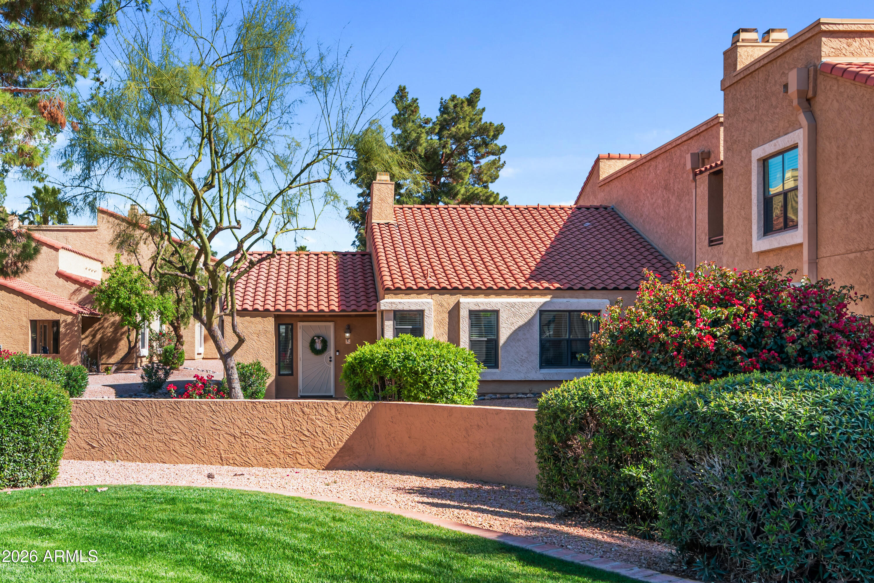 8787 E MOUNTAIN VIEW Road 1019