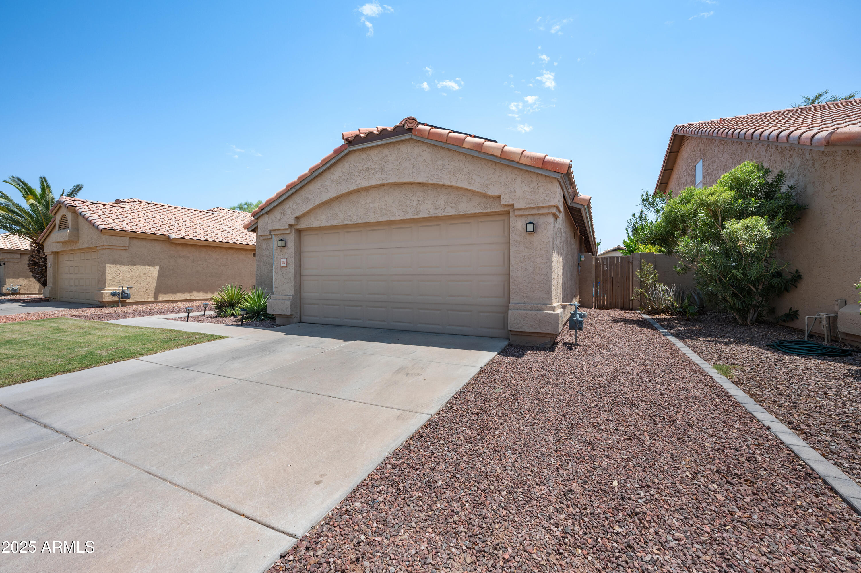 1841 W Derringer Way