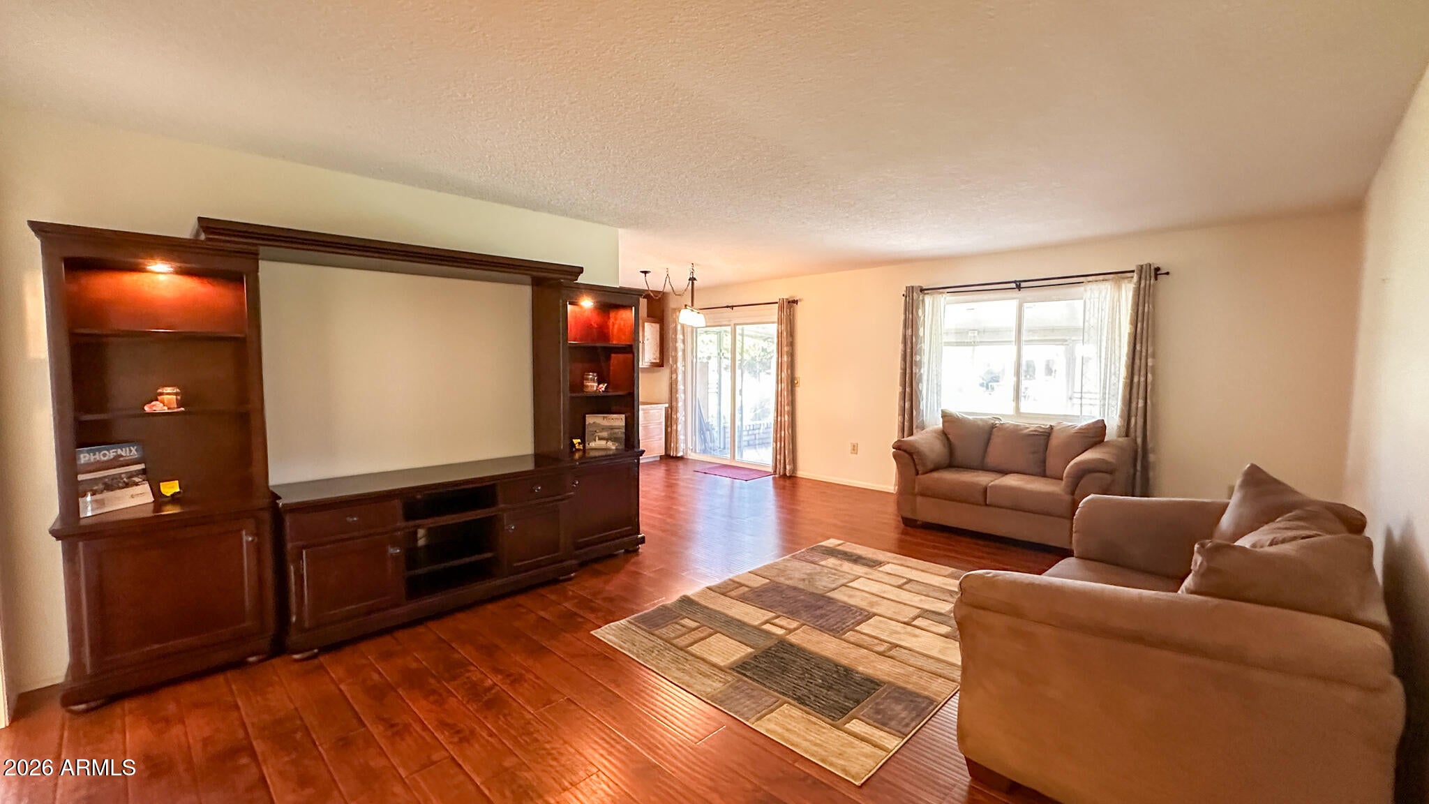 10413 W PRAIRIE HILLS Circle
