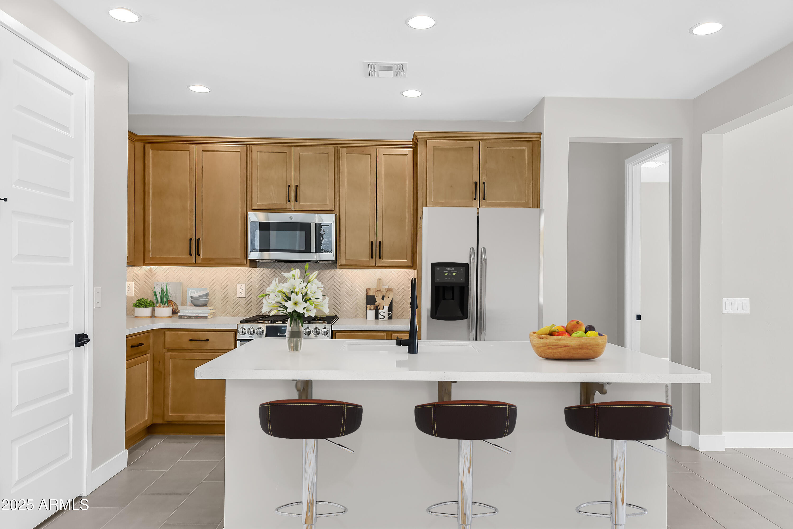 18108 W HIDDENVIEW Drive