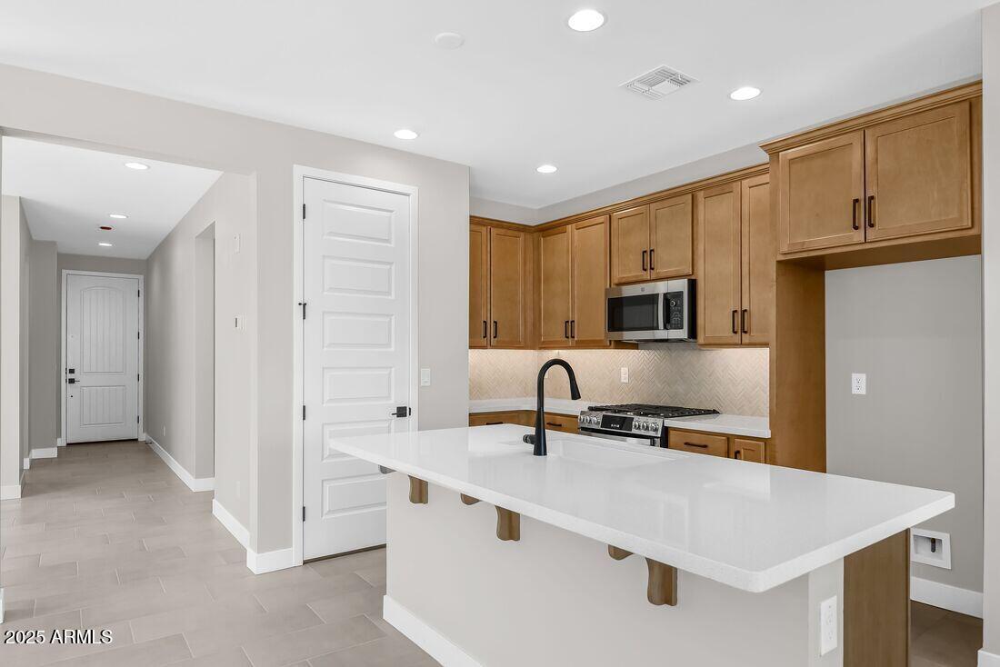 18108 W HIDDENVIEW Drive