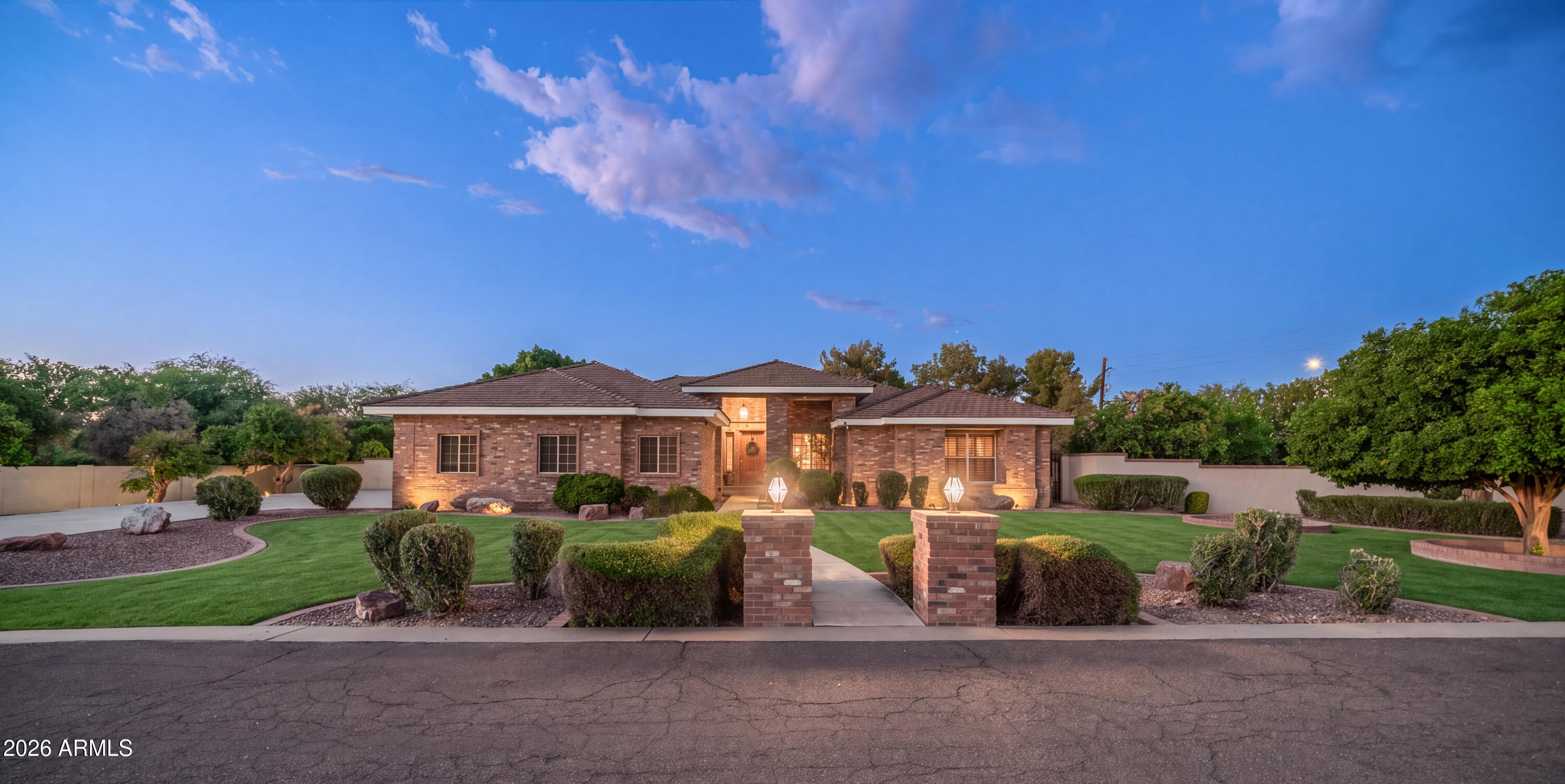 4222 E BROWN Road 23