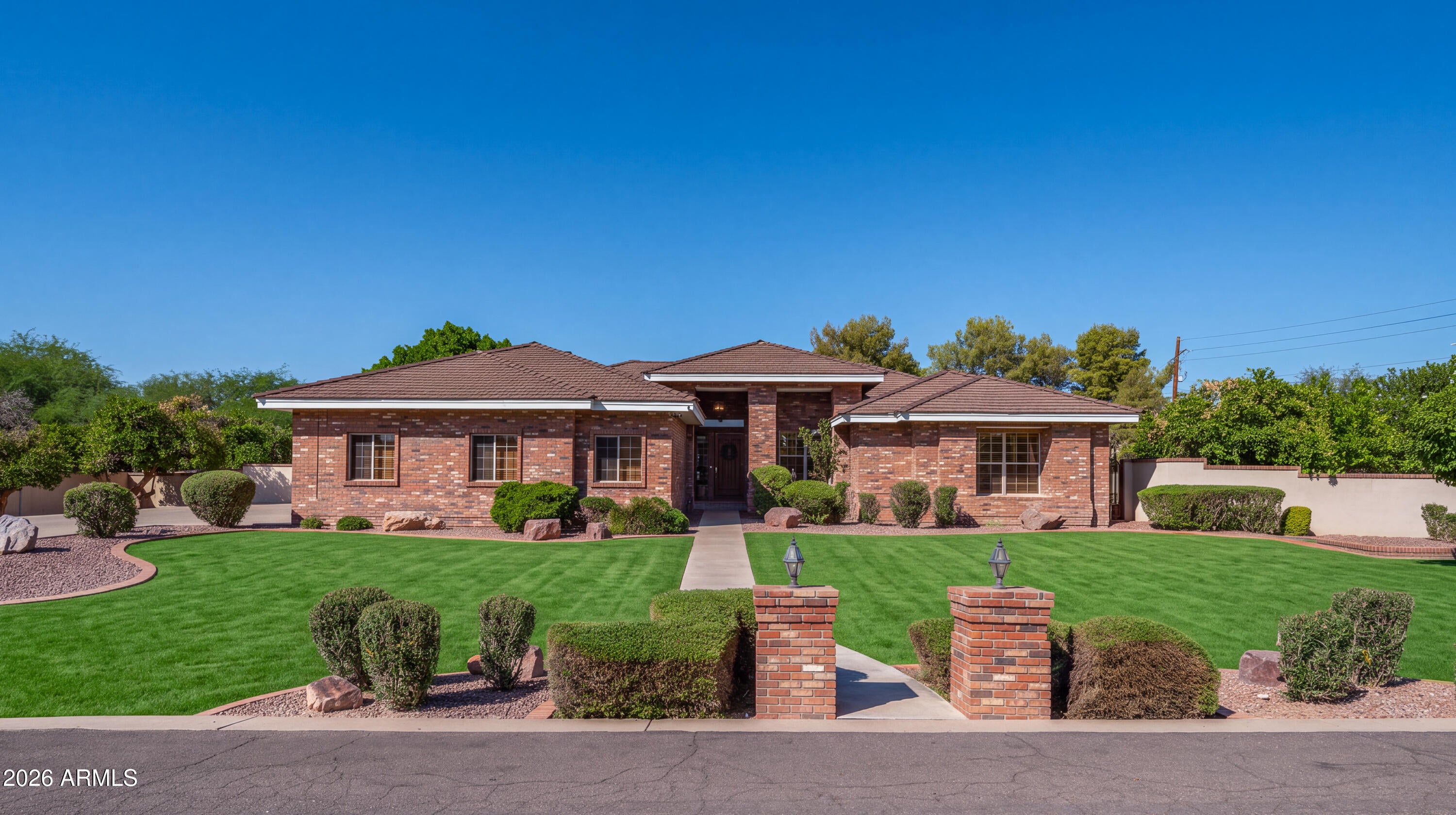 4222 E BROWN Road 23