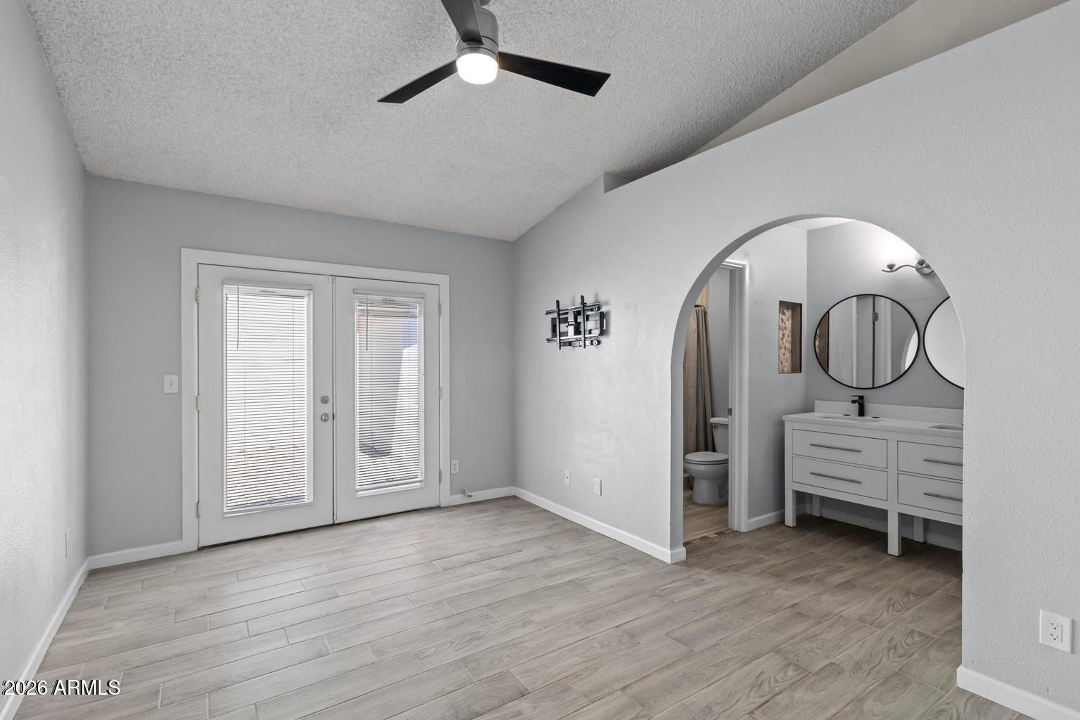 8520 W PALM Lane 1037