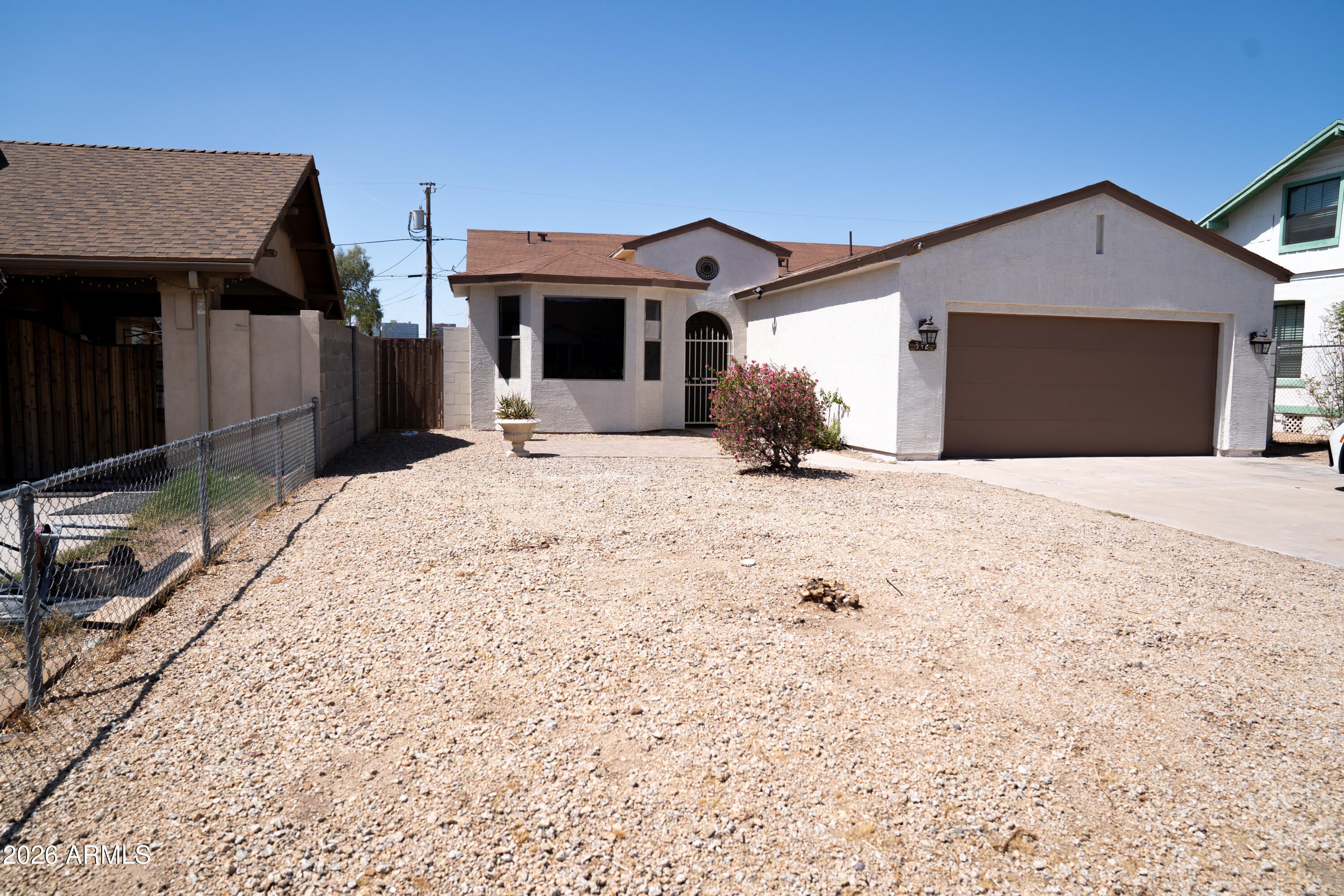342 N 15TH Street