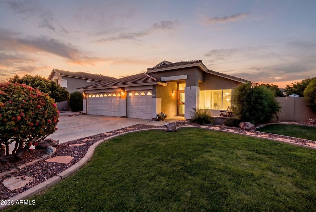 Photo of 2054 S Marble Street, Gilbert, AZ 85295 (MLS # 7022470)