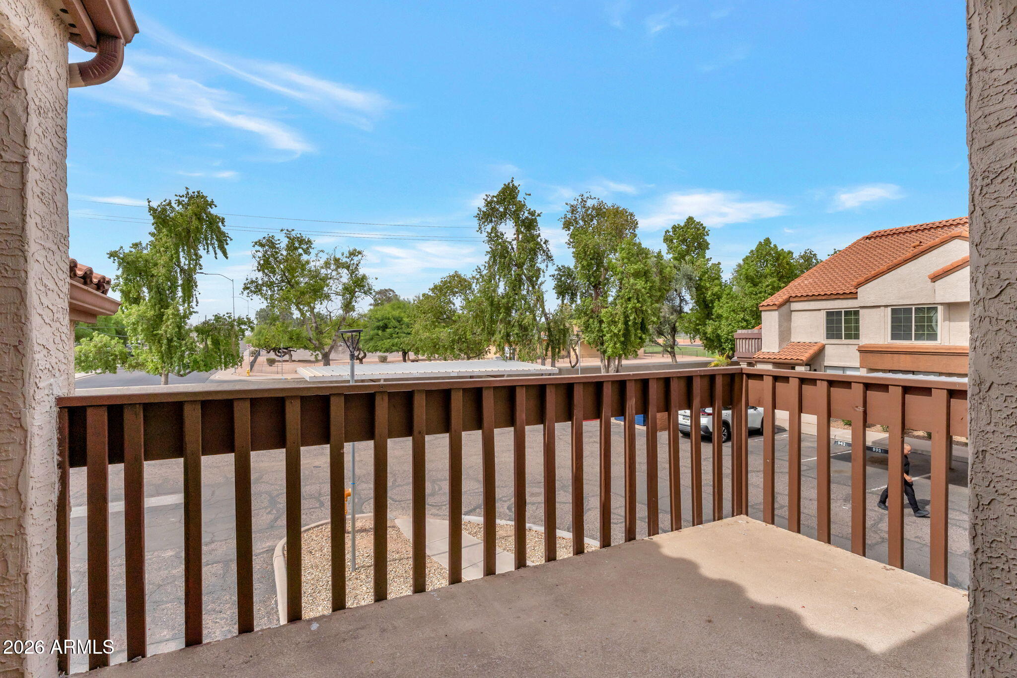 839 S WESTWOOD -- 251
