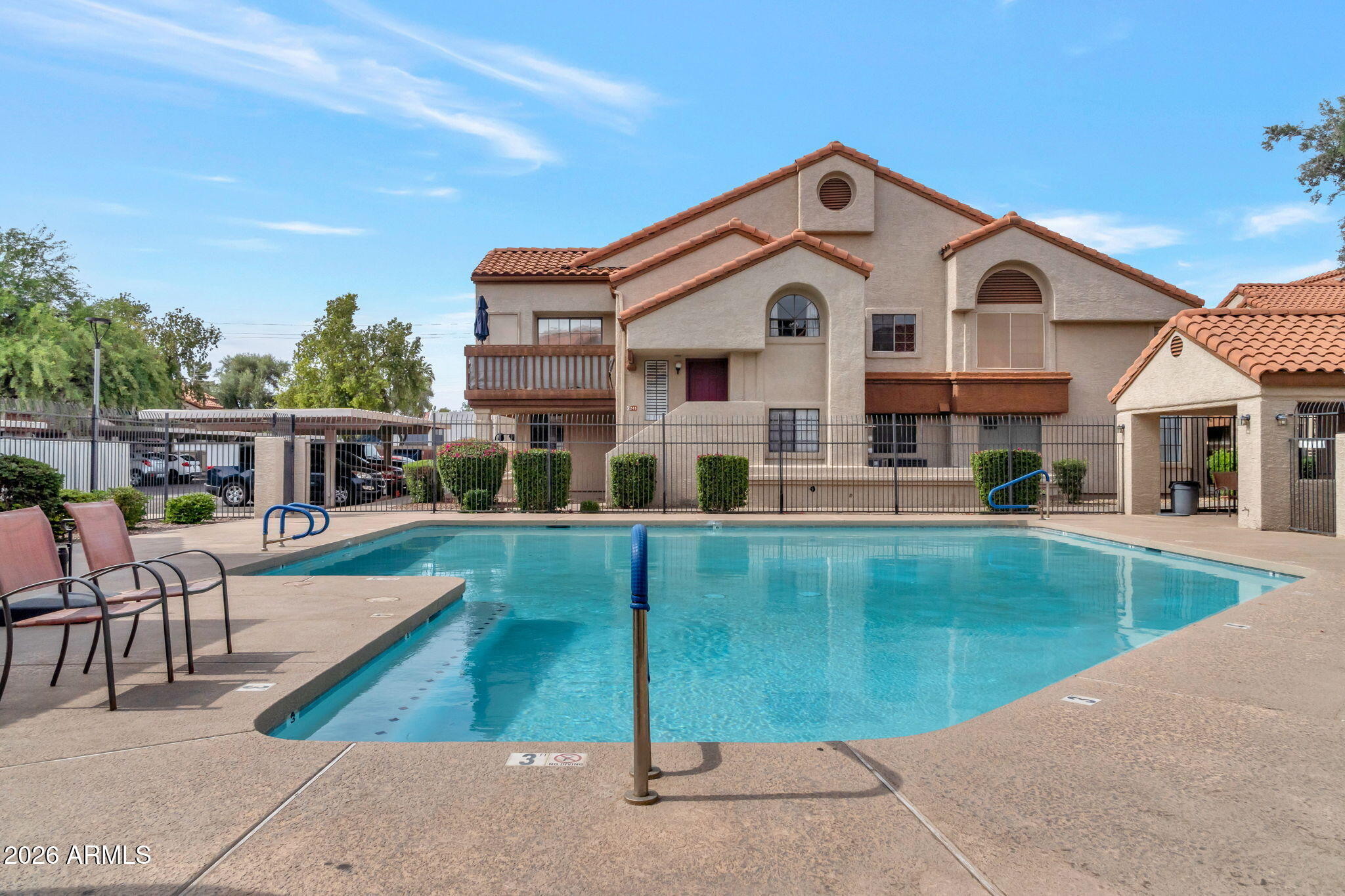 839 S WESTWOOD -- 251