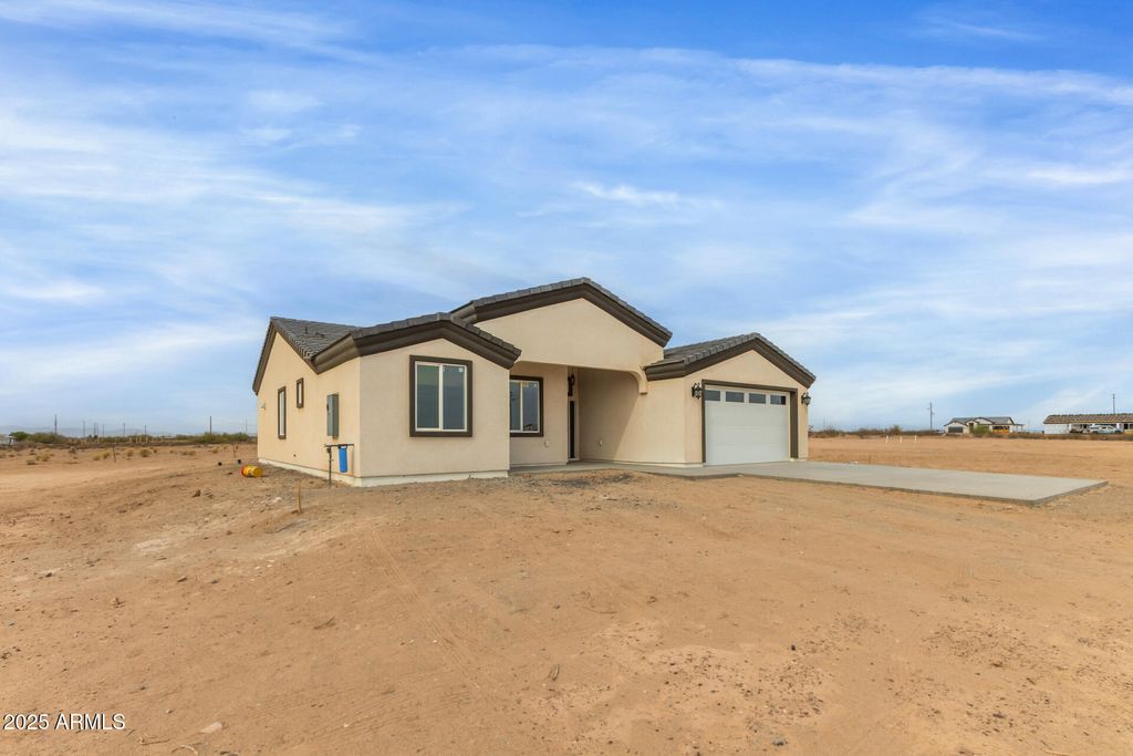 Photo of 37182 W Raymond Street, Tonopah, AZ 85354 (MLS # 6921734)