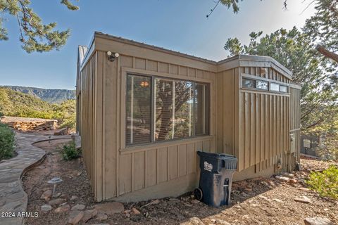 A home in Pine