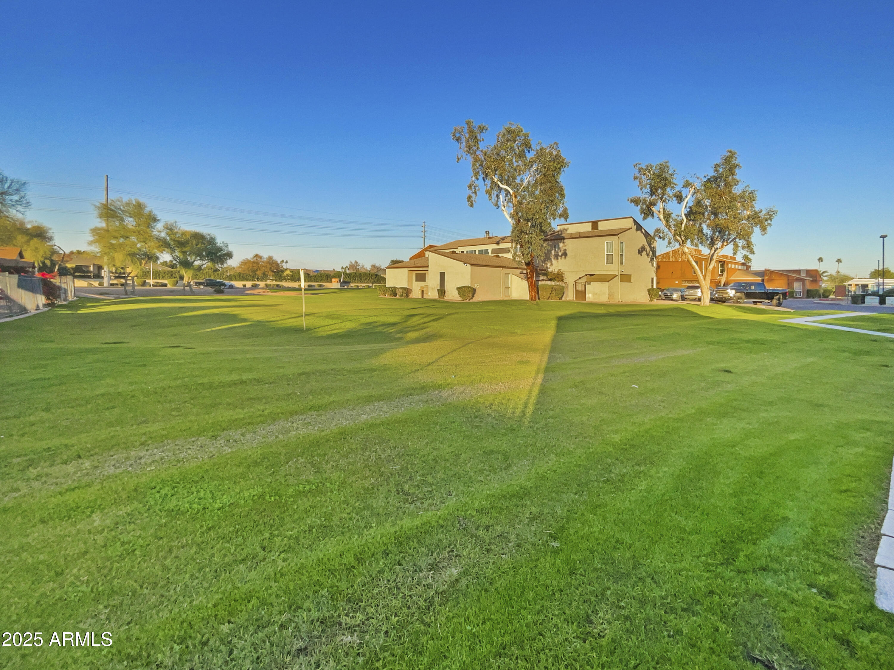 2692 E SILK OAK Drive