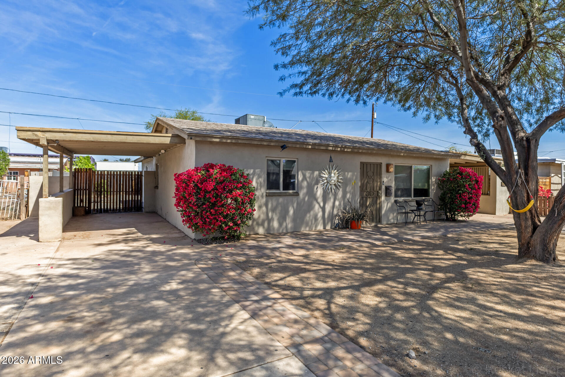 1538 W SONORA Street