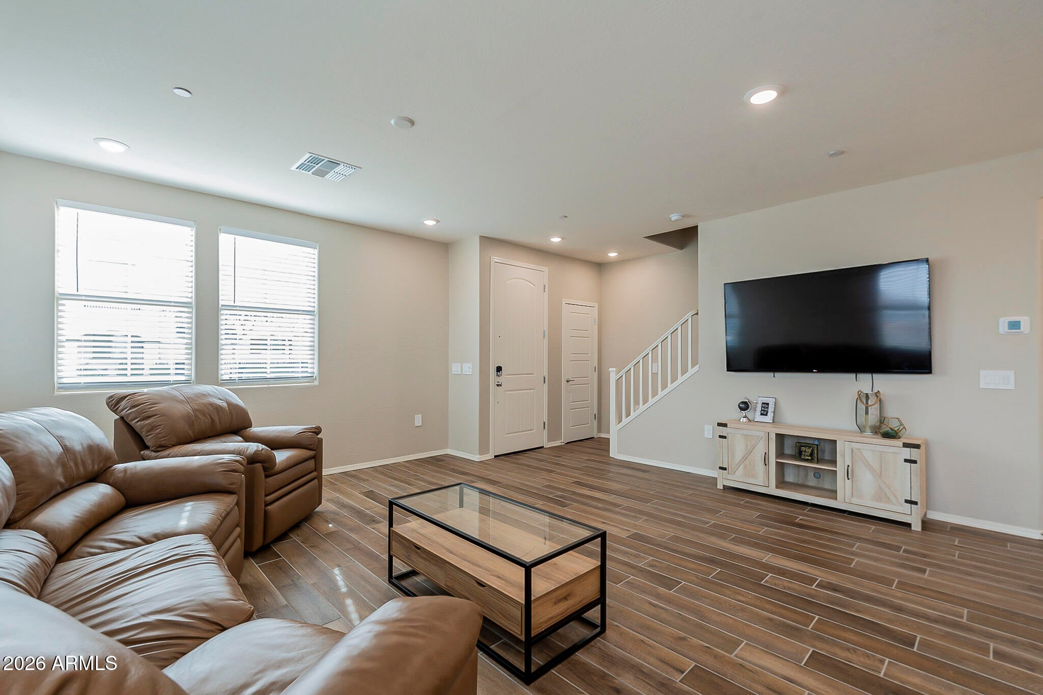 1825 E HAMPTON Lane 111