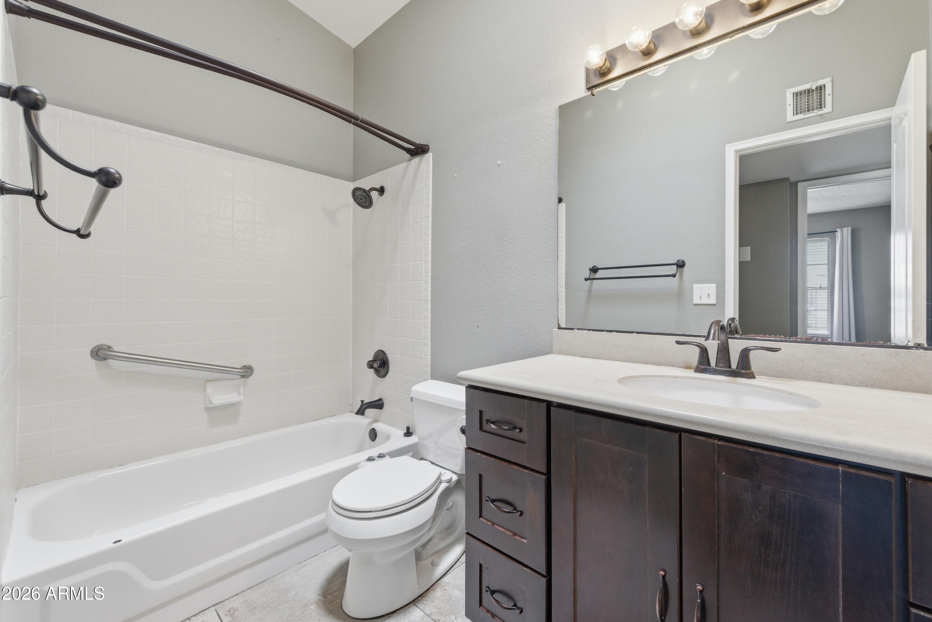 MISSION HILLS ESTATES - Residential