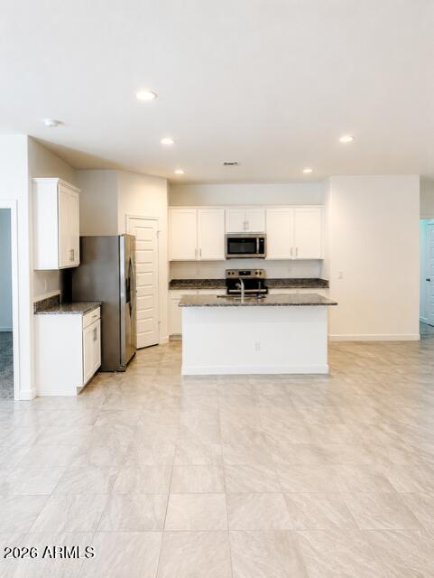 5827 E ROSINA DELL Place