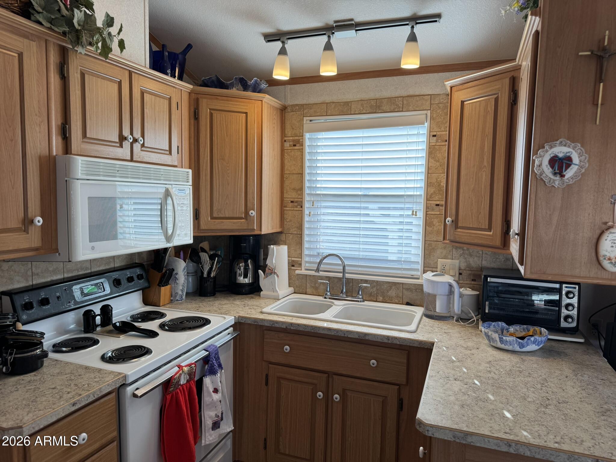 329 E PALO VERDE Lane 231