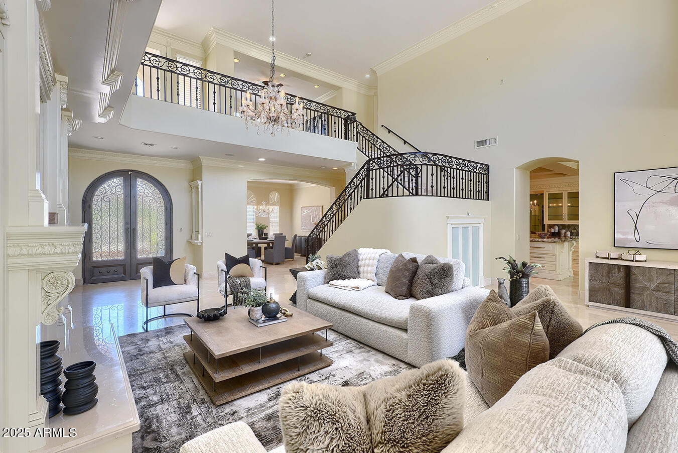 3306 E JAEGER Circle