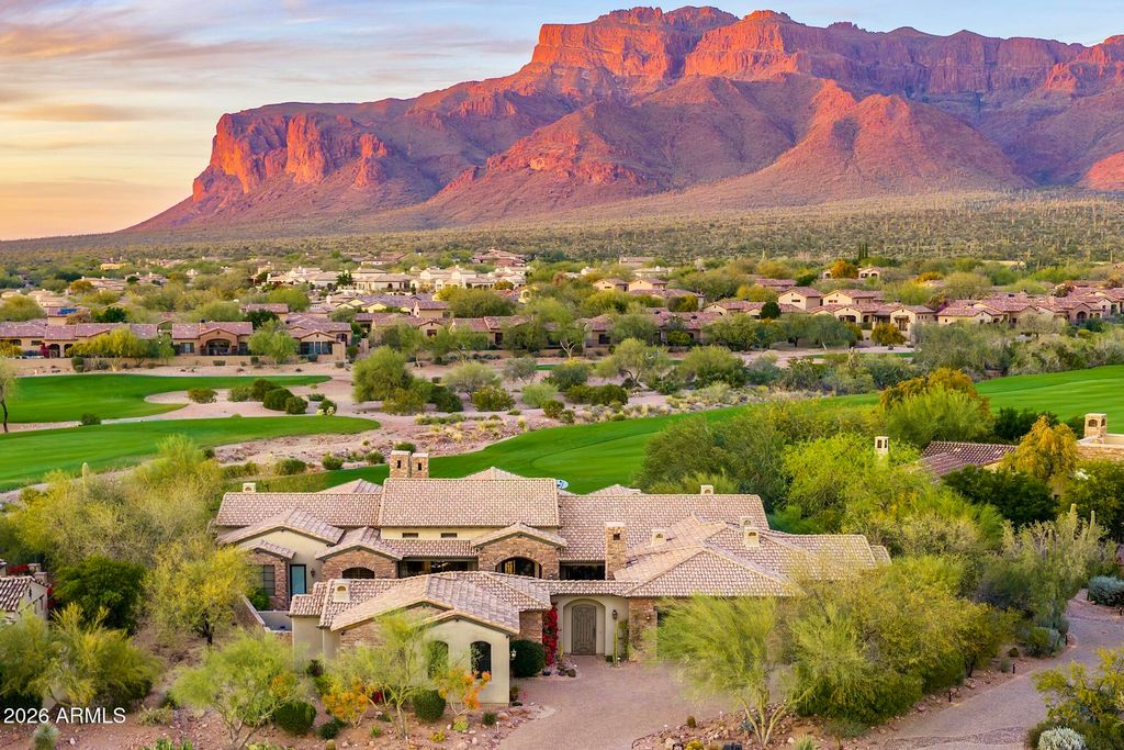 Photo of 3504 S First Water Trail, Gold Canyon, AZ 85118 (MLS # 6995362)