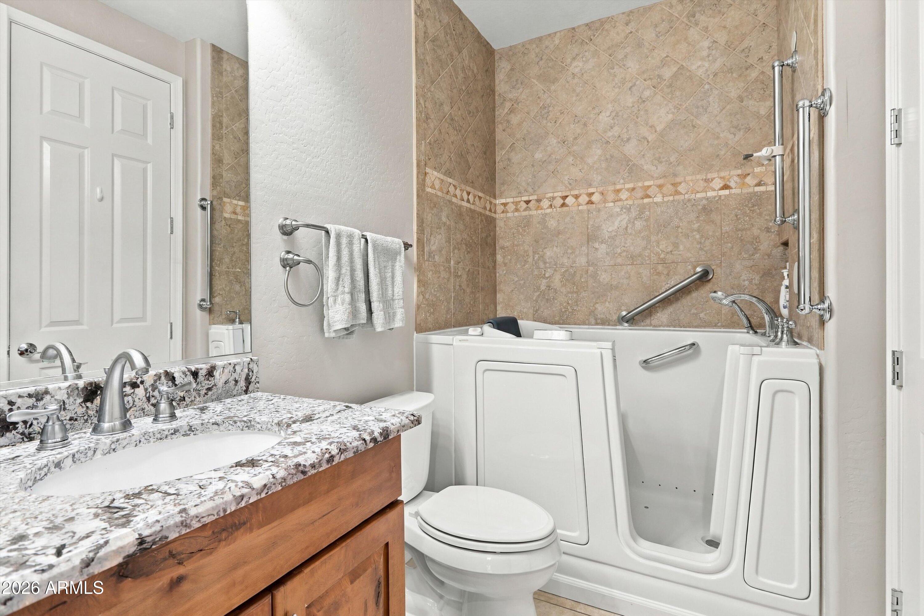 12370 W ROBERTA Lane