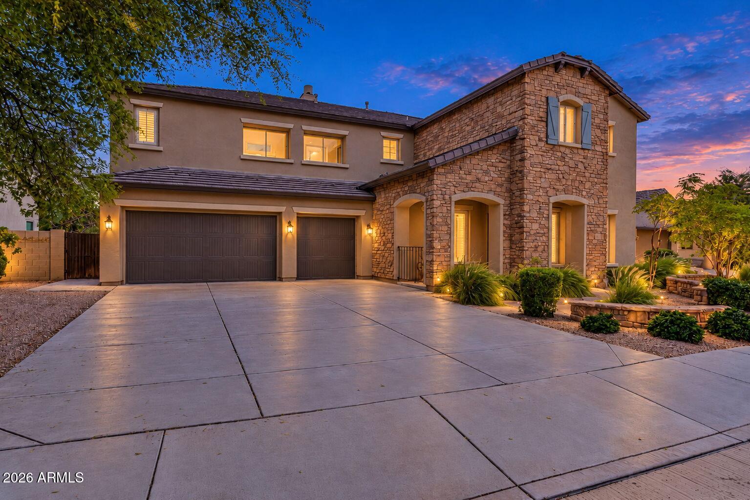 8727 W BUCKHORN Trail