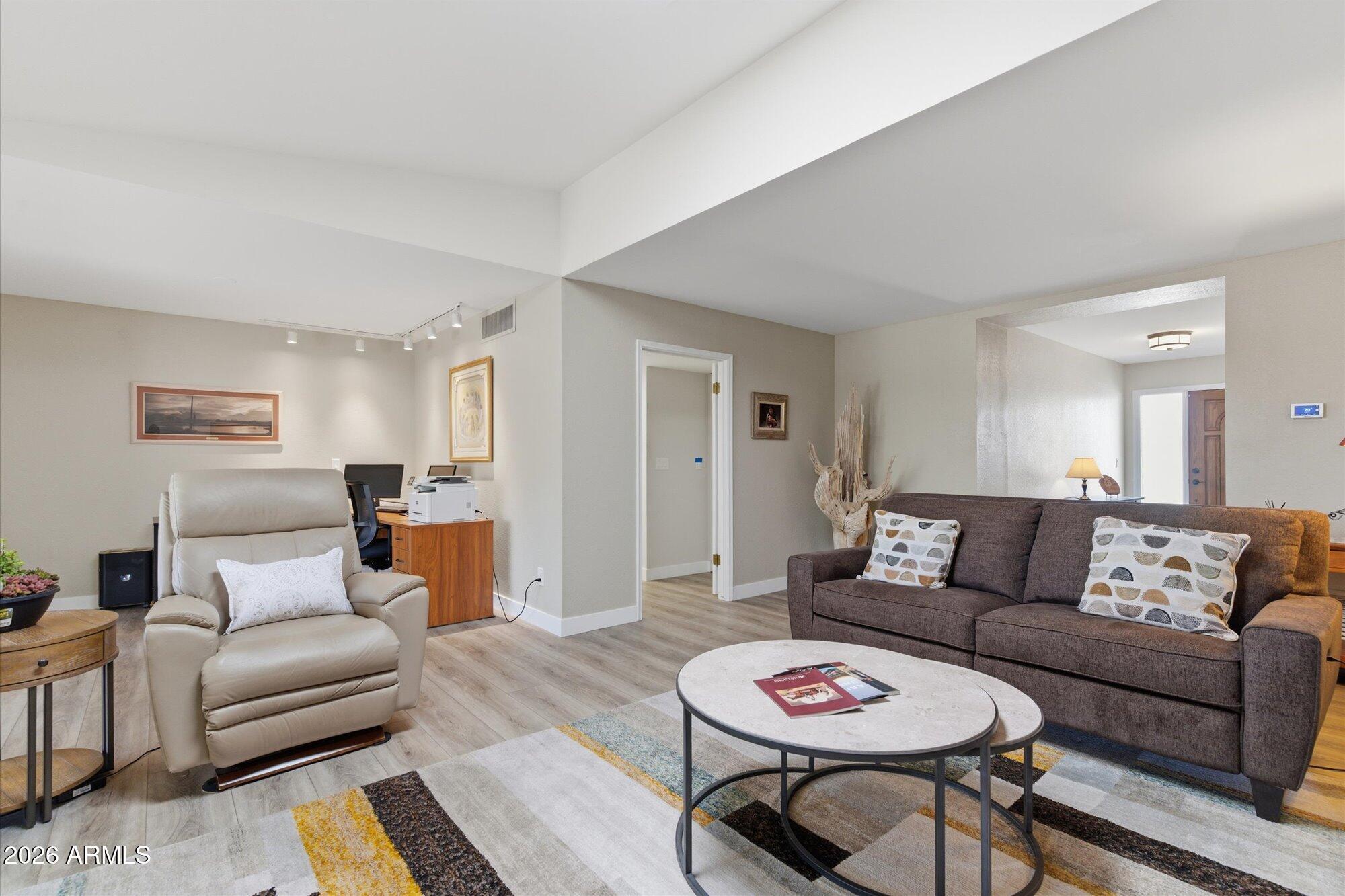 7512 N DEL NORTE Drive