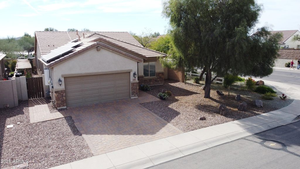 Photo of 619 E Canyon Rock Road, San Tan Valley, AZ 85143 (MLS # 6988764)