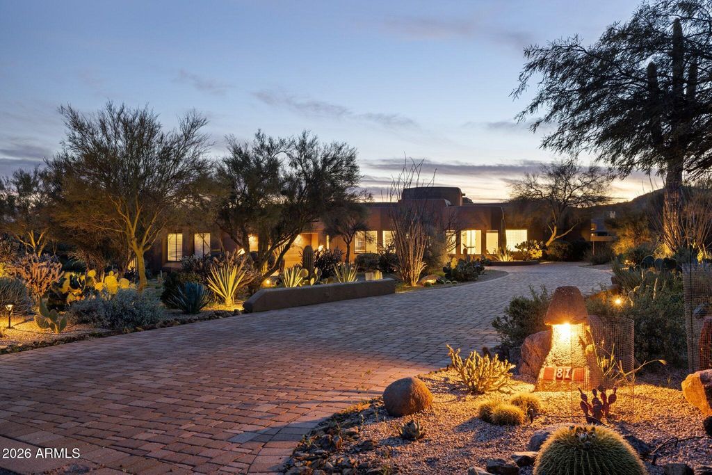 Photo of 30600 N Pima Road #81, Scottsdale, AZ 85266 (MLS # 6974991)