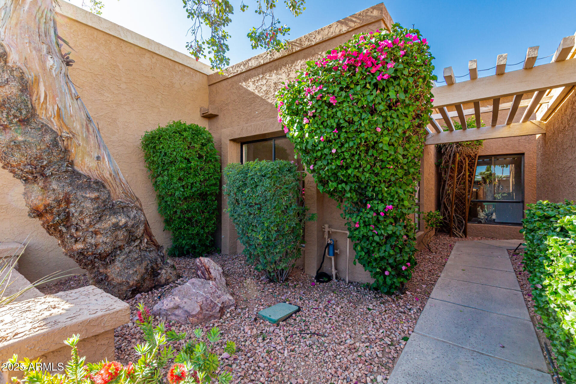 Homes for Sale in Queen Creek Arizona 3 1010 E LOIS Lane