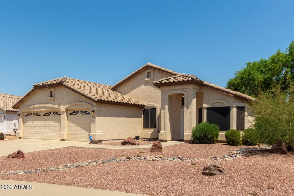 Photo of 8364 W Stella Way, Glendale, AZ 85305 (MLS # 6986256)