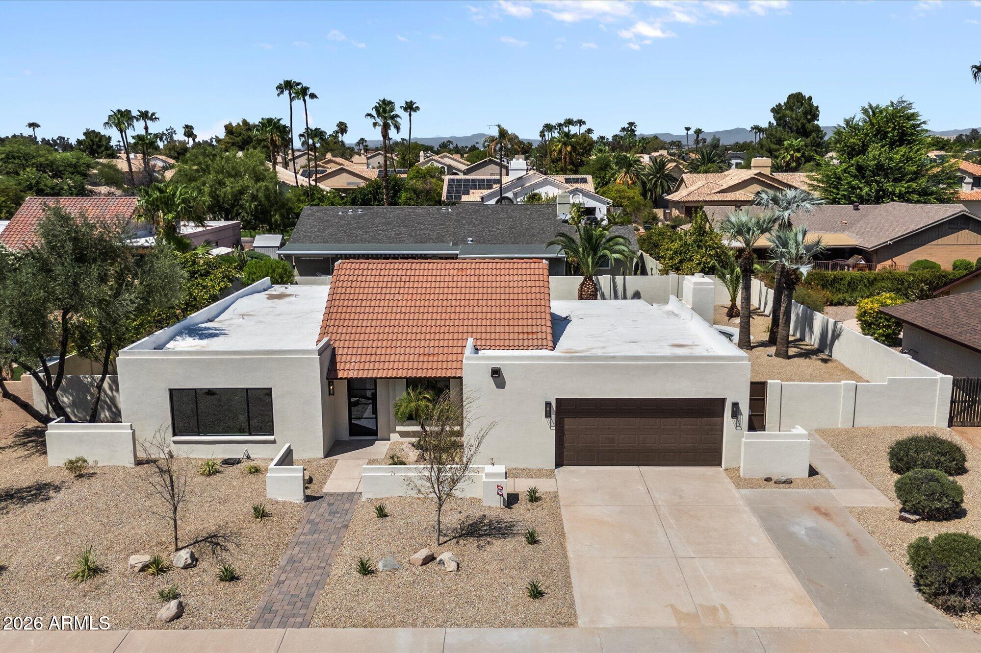 5024 E LE MARCHE Avenue